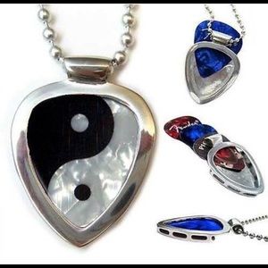 Pickbay Guitar Pick Holder Pendant +YingYang pick Balance & healing energy NEW